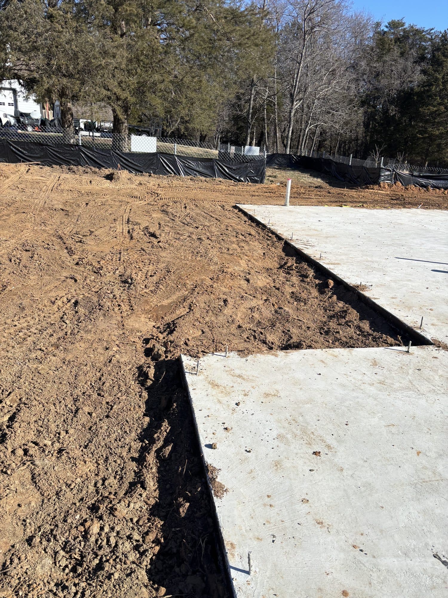 Concrete slab edges with sharp formed corners. Concrete project by Potts Brothers Construction, Arlington & Northern Virginia